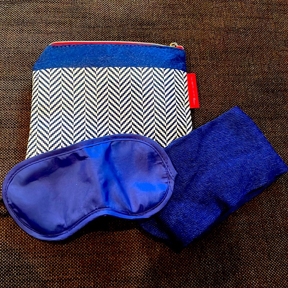 British Airways world traveler plus Dopp kit